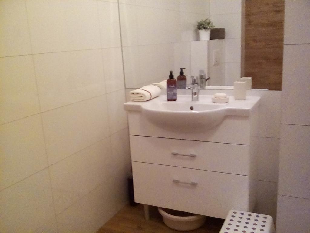 Appartamento Karmazynowy Apartament Nad Morzem Kołobrzeg Esterno foto